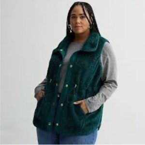 New! Sonoma Sherpa Snap Through Fleece Vest for Women. Olympic Green Size XXL